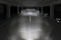 Bumm Lumotec IQ-XS-E Für E-Bikes 6-42 Volt Gleichspannung Schwarz -Fahrradteile Geschäft Lampe Scheinwerfer Bumm Lumotec IQ XS E Bike schwarz 6 42V 167R42TS 01 070 20560 4006021012196d