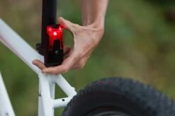 MonkeyLink ML-Light Recharge 30 Lux Set Mit USB-Anschluss -Fahrradteile Geschäft Rear Entnahme 1