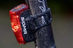 Sigma Infinity Mit Akku Für USB-Ladegerät 13 Sigma Infinity Mit Akku Für USB-Ladegerät -Fahrradteile Geschäft Sigma Batterieruecklicht Rueckleuchte Infinity USB Akku 15200 4016224152001f