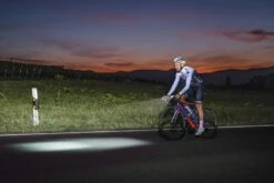 Sigma Aura-80 Und Blaze-Set Mit Akku Für USB-Ladegerät -Fahrradteile Geschäft Sigma Frontleuchte Batterieleuchte LED Akku Aura 80 Lux USB 17800 4016224178001 070 28037j